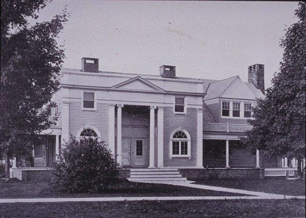1897:  Colonial Club IV