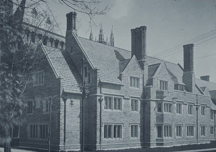 View from University Place, with University Hall in background (photo before 1916)
