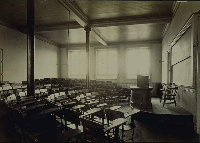 Remodeled version, interior: Recitation hall