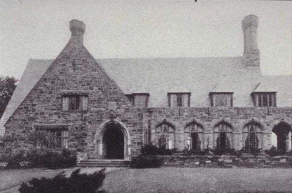 1924:  Cloister Inn II