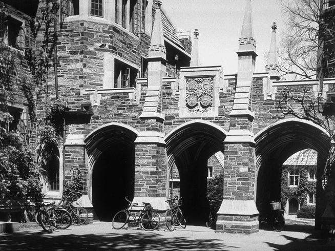 Foulke-Henry Arch, viewed from west