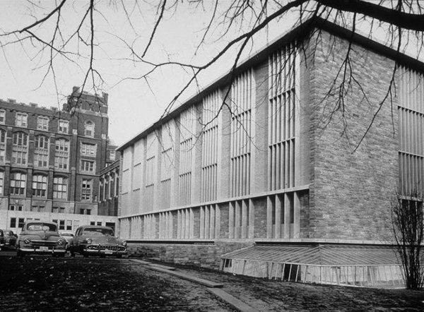 1961:  Moffett Laboratory