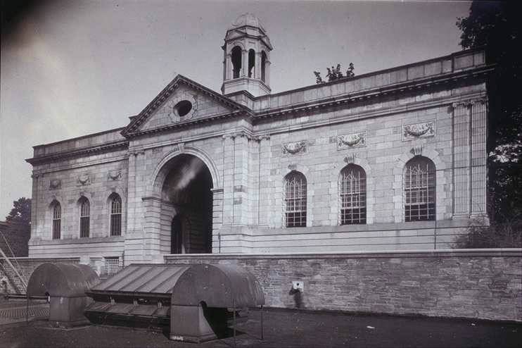 South facade, shortly before demolition