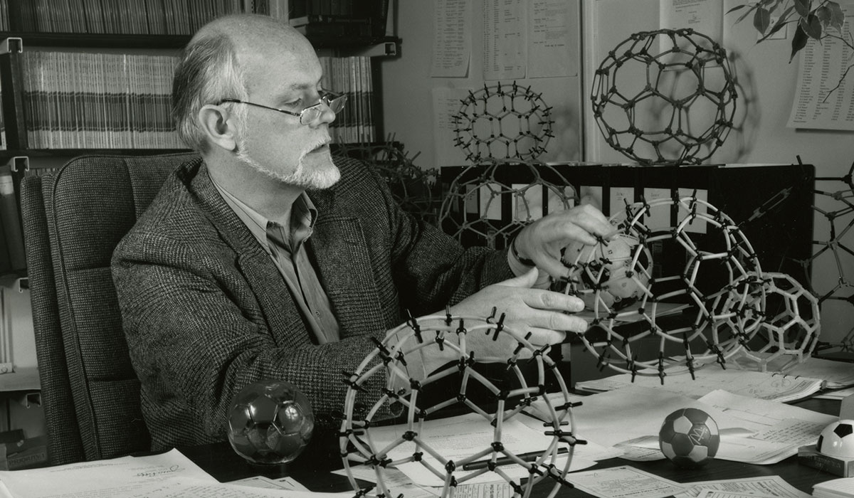 Smalley with models of Fullerenes