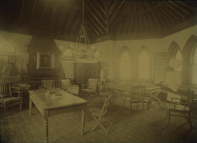 Interior, library of Philadelphia Society