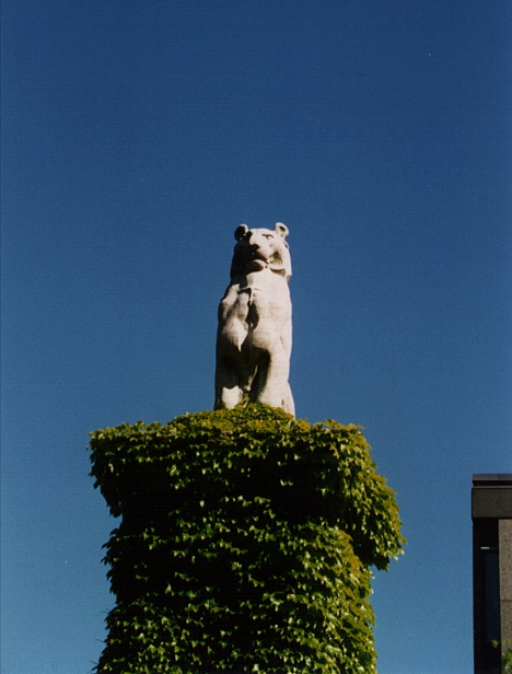 View of the tiger (west of the gate)