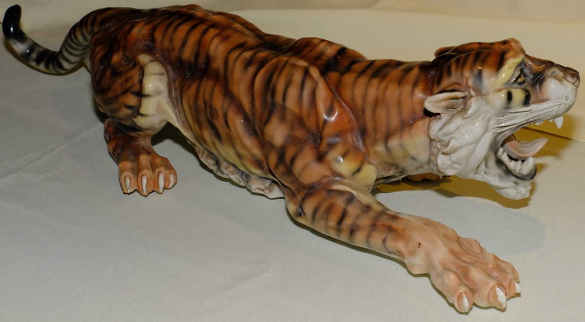 ceramic tiger 4