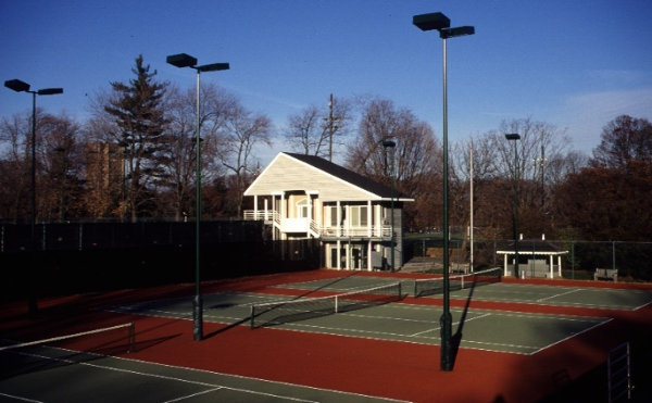 1984:  Lenz Tennis Center
