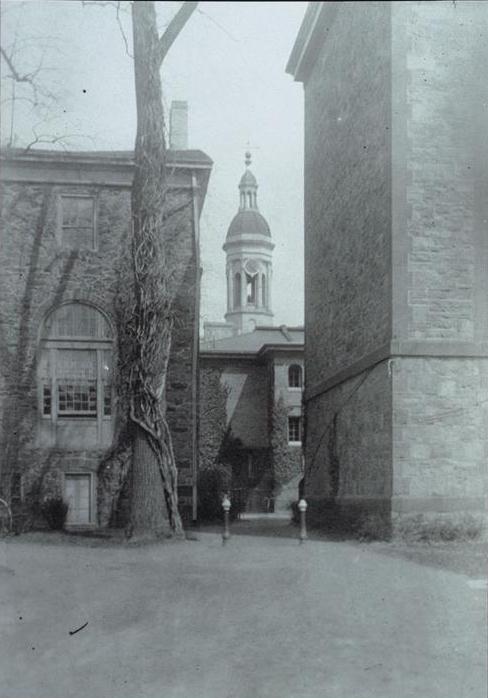 View from northwest between Geological Hall (left) and Reunion Hall (right) (photo after 1905)