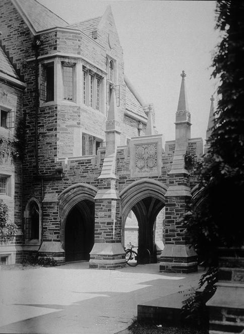 Foulke-Henry Arch, viewed from west