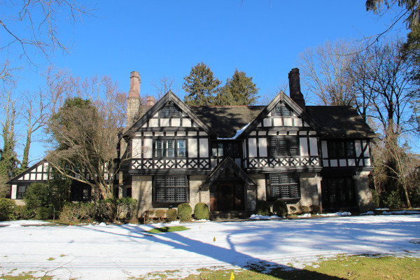 Warren Home in 2024